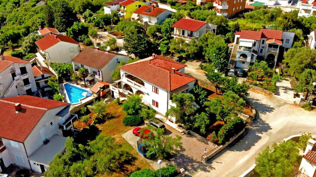 Belvedere Apartments Krk Town Exterior photo