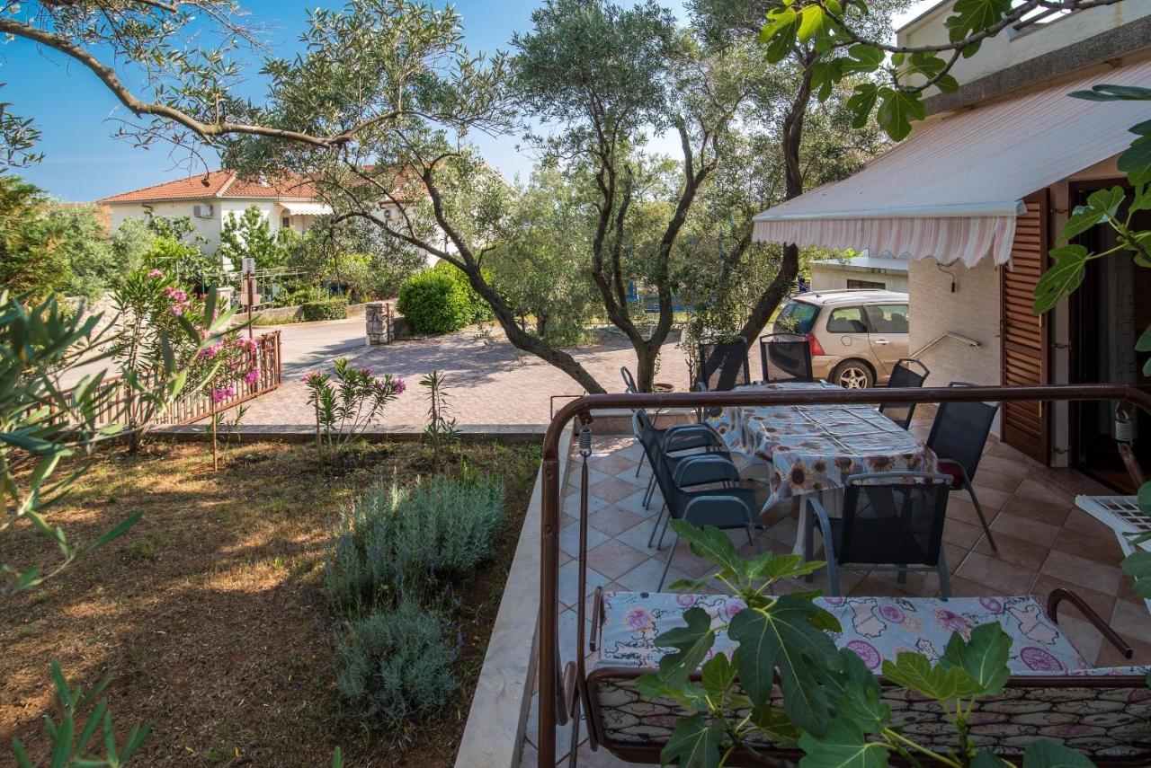 Belvedere Apartments Krk Town Exterior photo