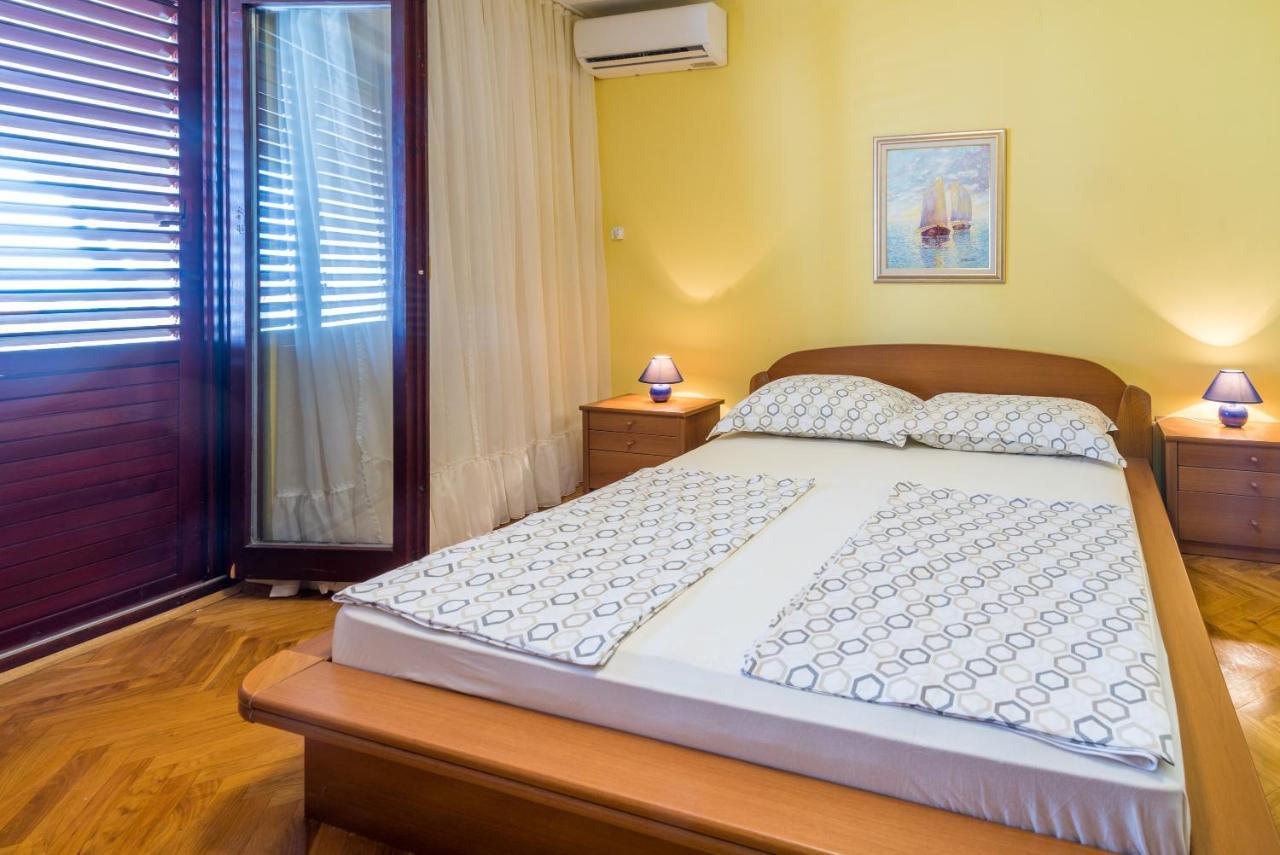 Belvedere Apartments Krk Town Exterior photo