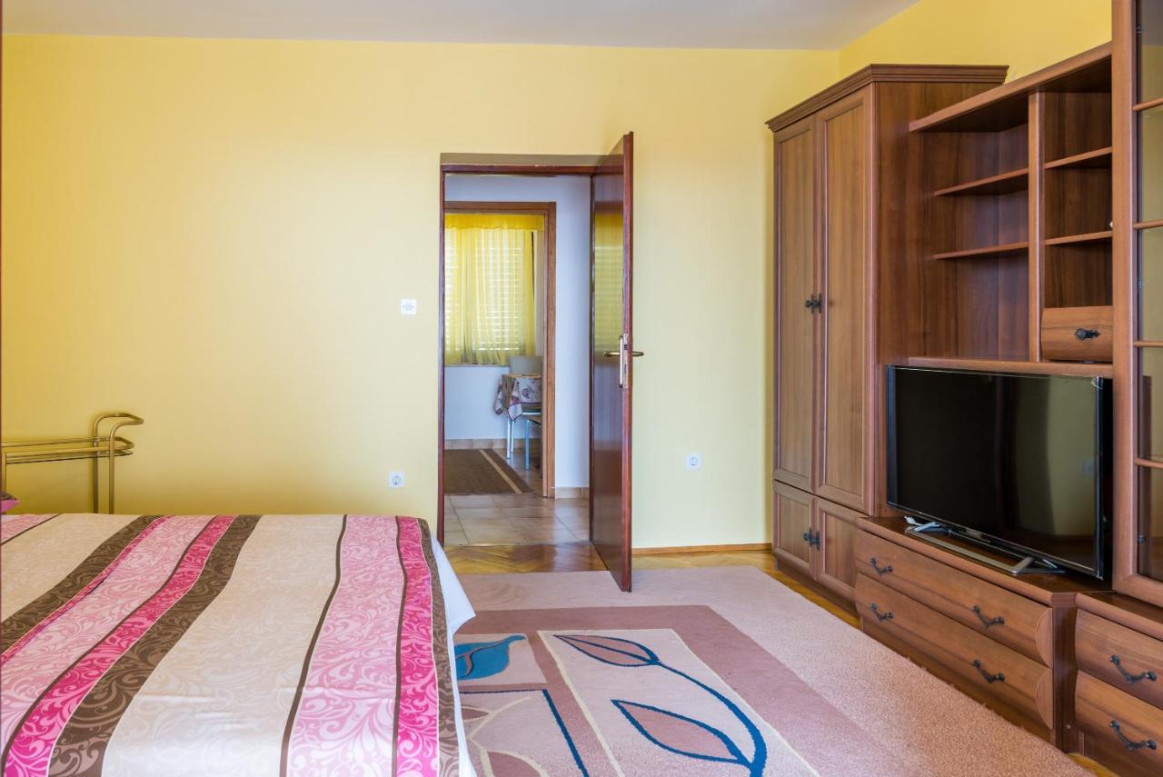 Belvedere Apartments Krk Town Exterior photo